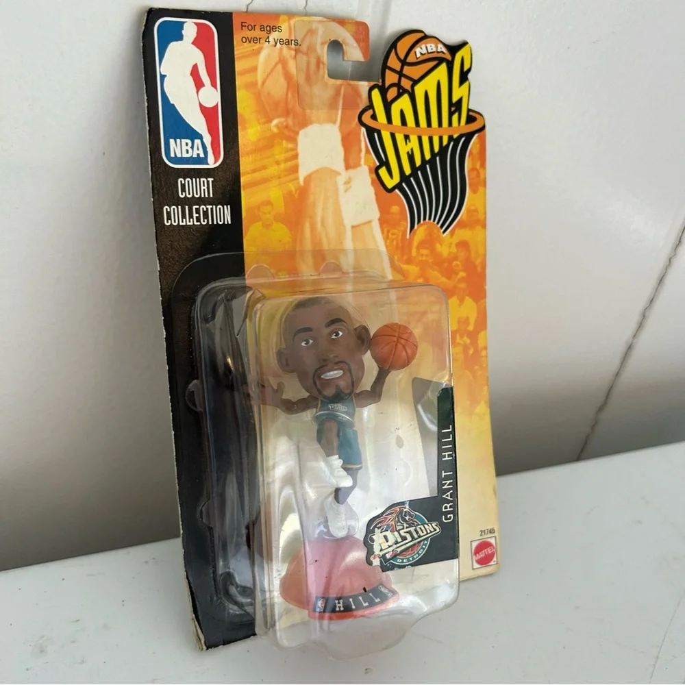 Vintage 1998 NBA Jams Court Collection Grant Hill Detroit Pistons Sports Figure